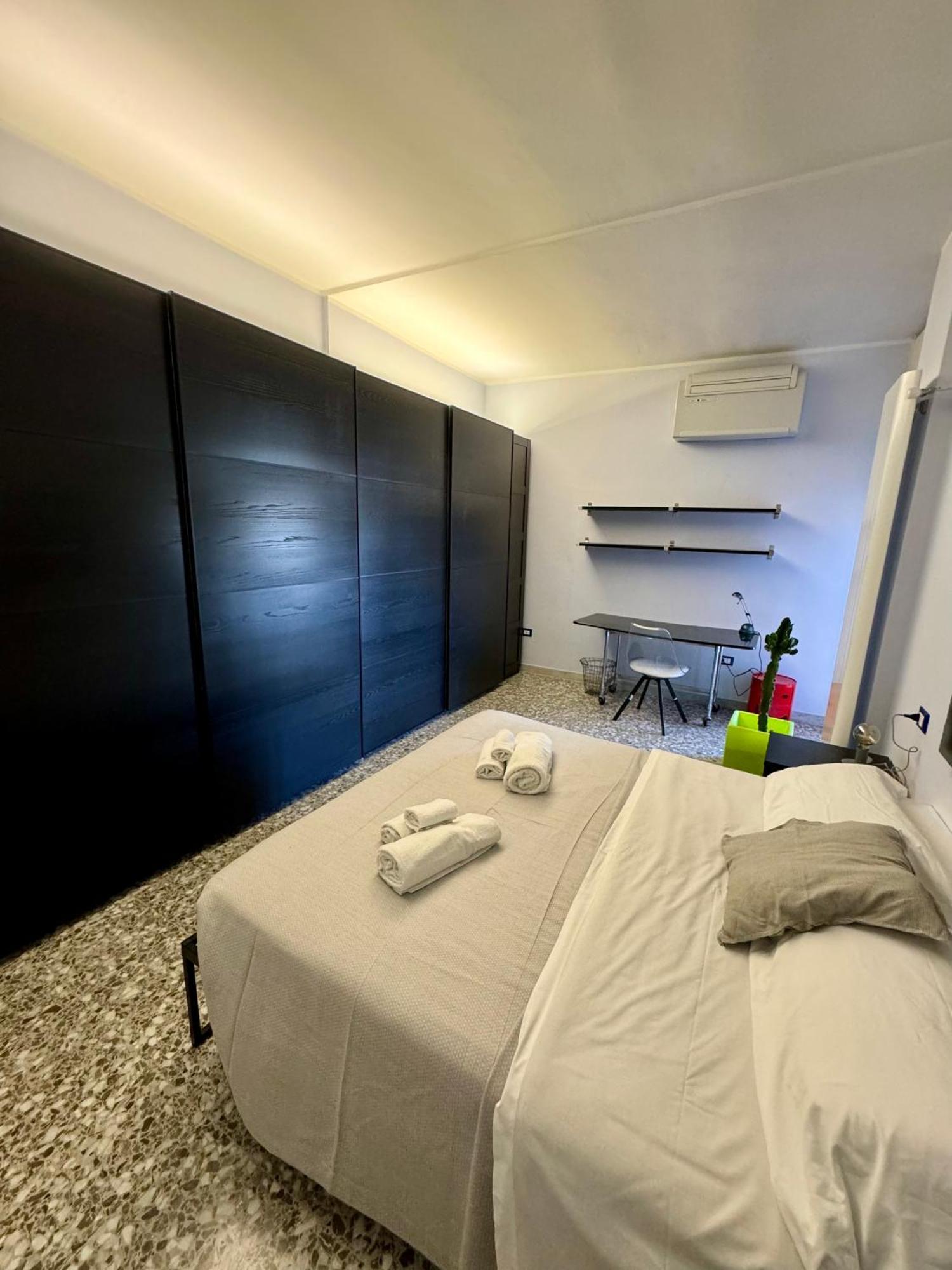 Apartment 4 Balconi House- Moderno A