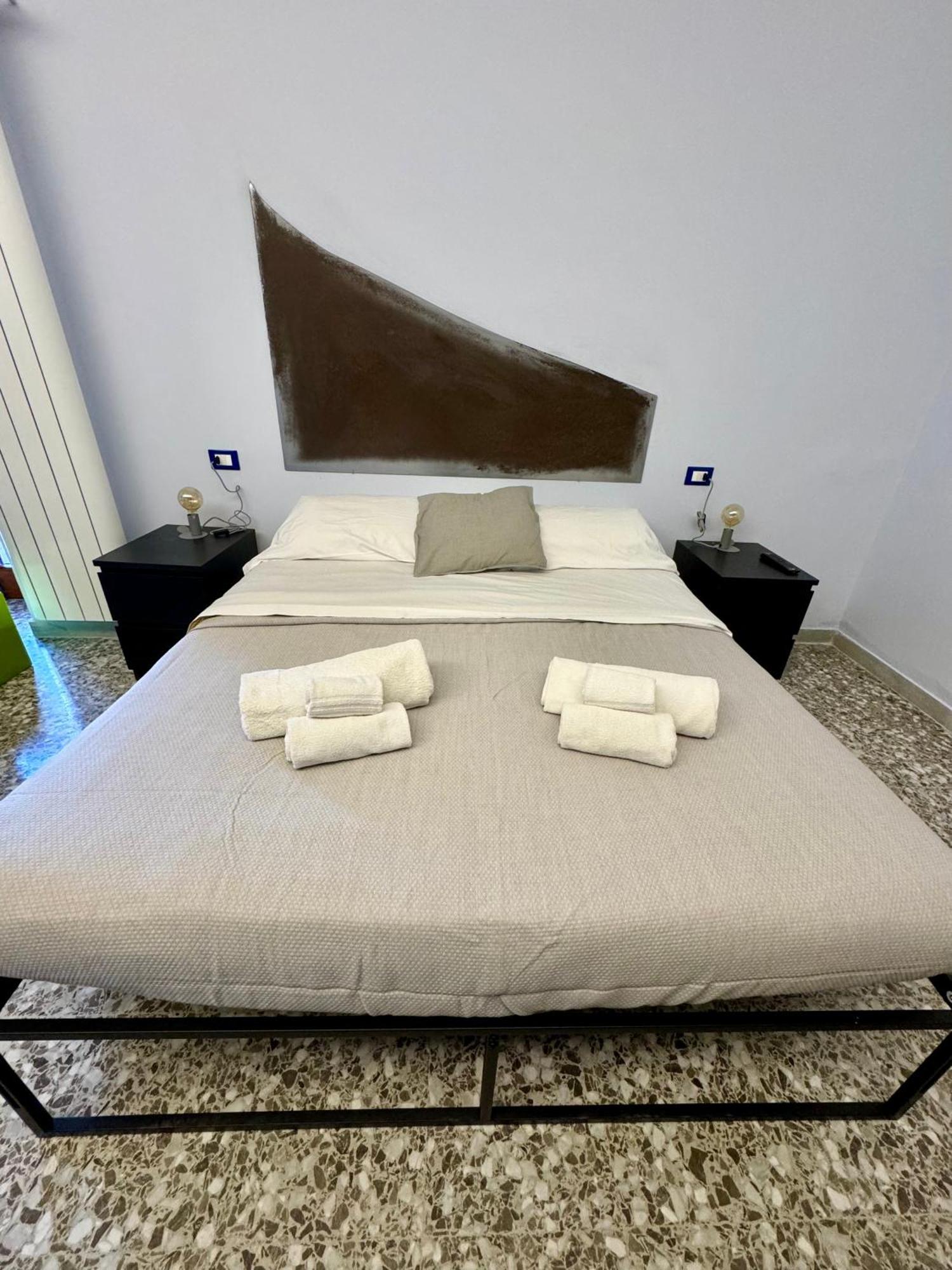 4 Balconi House- Moderno A *