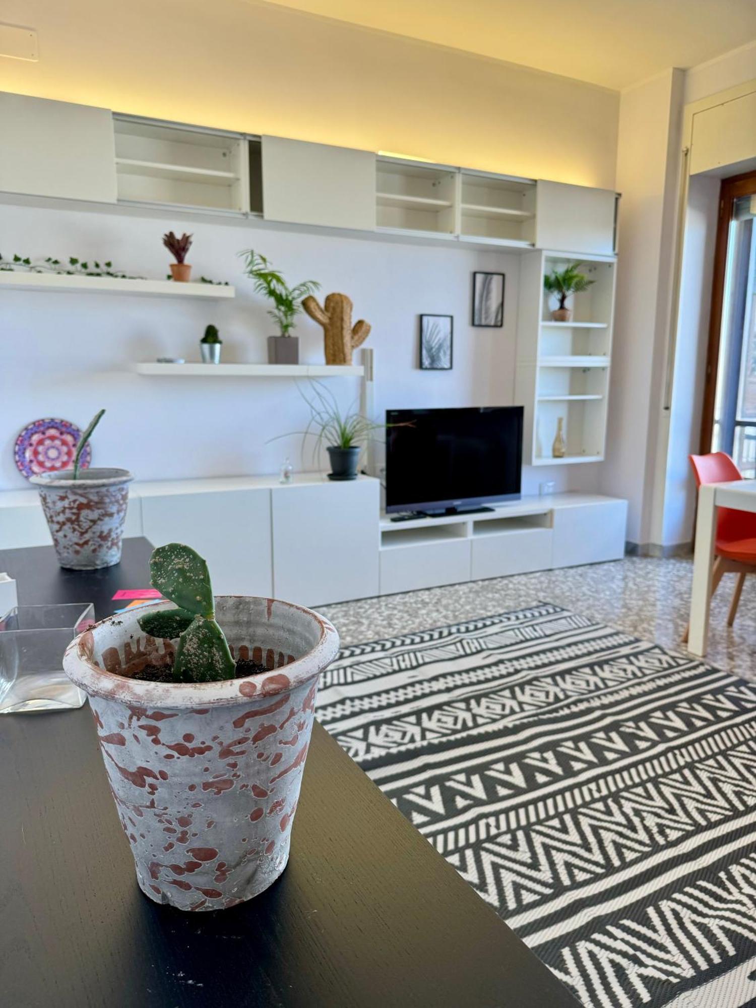 4 Balconi House- Moderno A