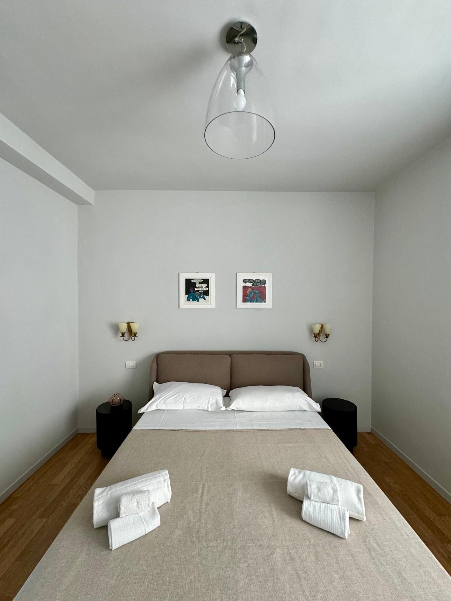 4 Balconi House- Moderno A Lecce